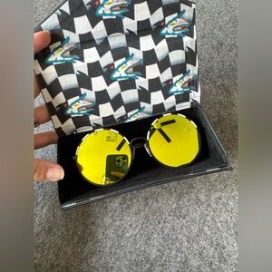 Beetlejuice Black Lime Green Mirror Diff Sunglasses